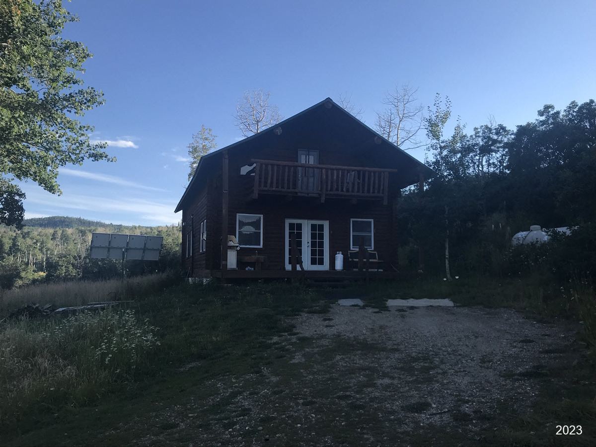 Duncan Ranch cabin 9
